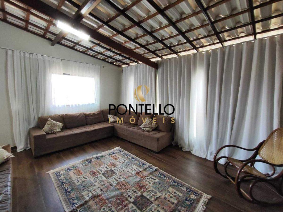 Casa, Planalto, 7 Quartos, 5 Vagas, 3 Suítes