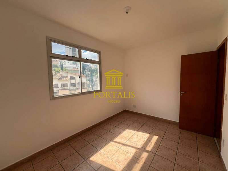 Apartamento, Fernão Dias, 2 Quartos, 2 Vagas