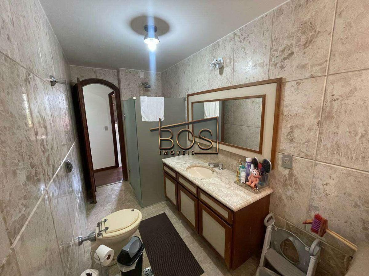 Apartamento, Funcionários, 4 Quartos, 3 Vagas, 2 Suítes