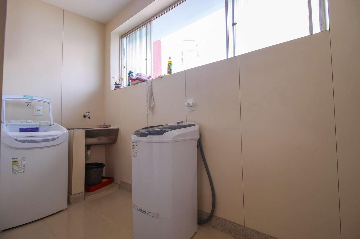 Apartamento, Coração de Jesus, 3 Quartos, 1 Vaga, 1 Suíte
