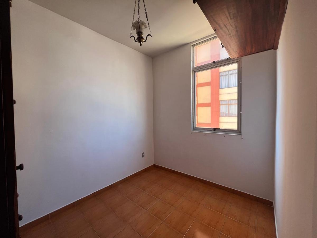 Quitinete, Colégio Batista, 2 Quartos, 1 Vaga