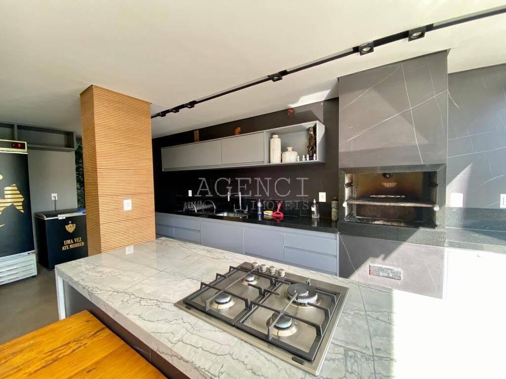 Casa, Paquetá, 4 Quartos, 0 Vaga, 2 Suítes