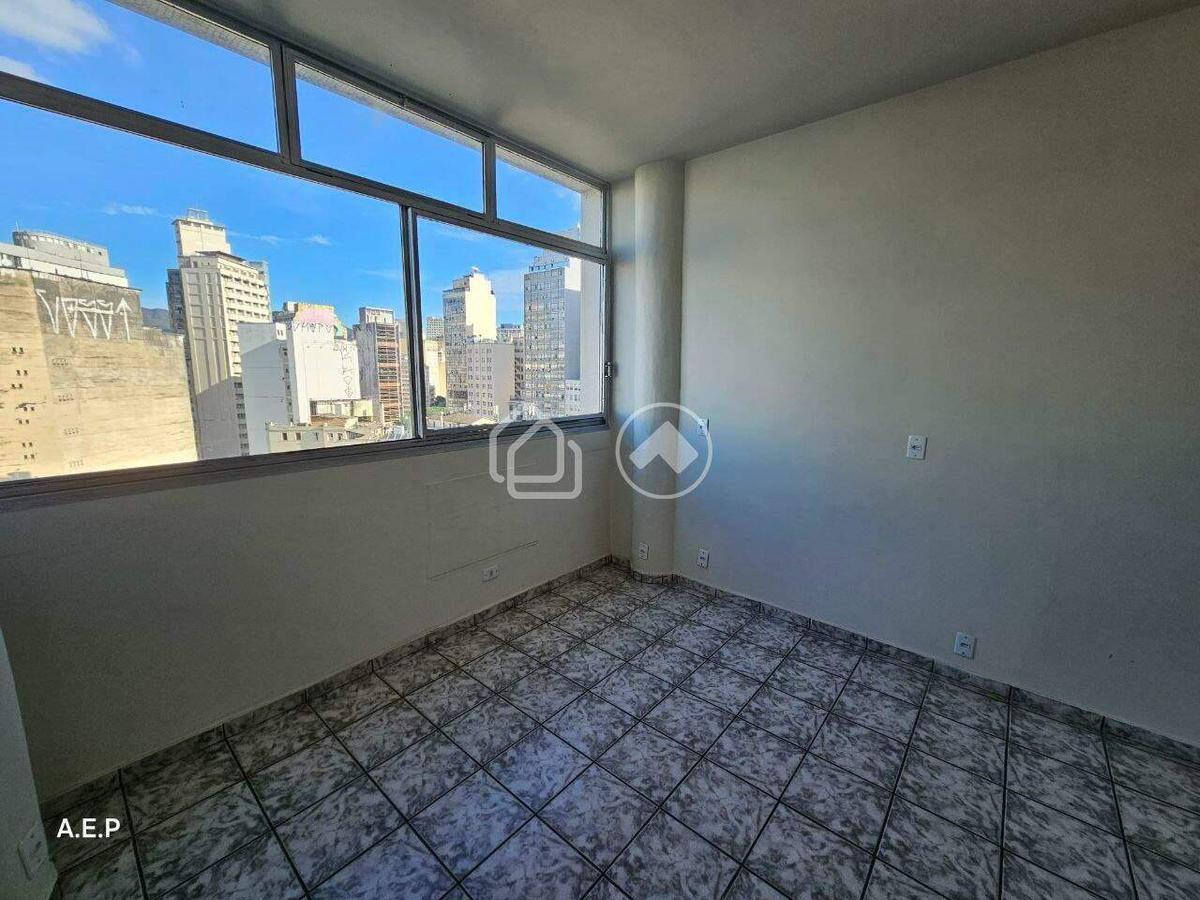 Sala, Centro