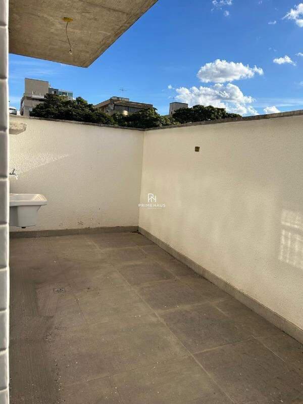 Apartamento, Castelo, 2 Quartos, 0 Vaga, 1 Suíte