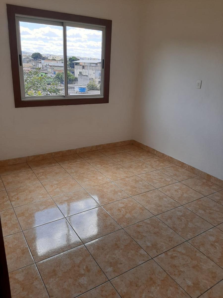 Prédio, São Dimas, 3 Quartos, 2 Vagas, 1 Suíte