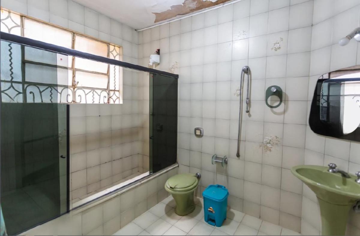 Casa, Lourdes, 5 Quartos, 2 Vagas, 1 Suíte