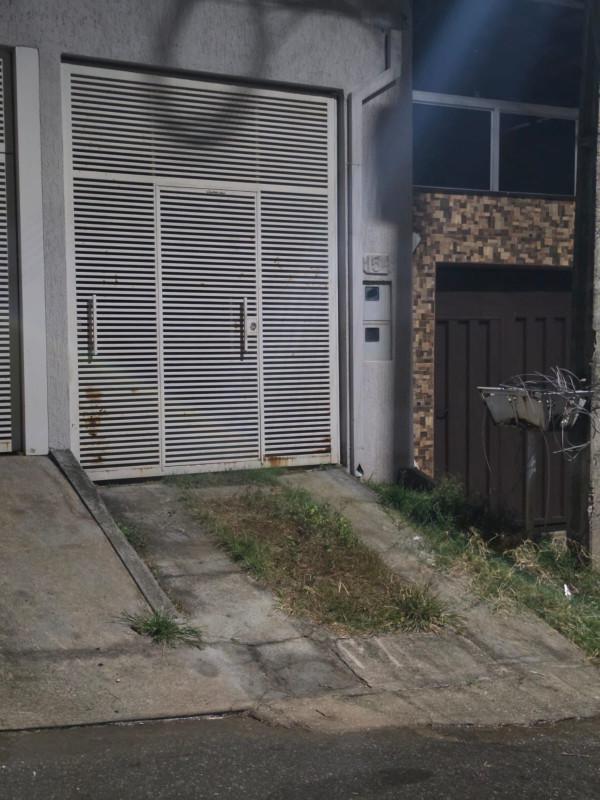 Casa, Masterville, 3 Quartos, 2 Vagas, 1 Suíte