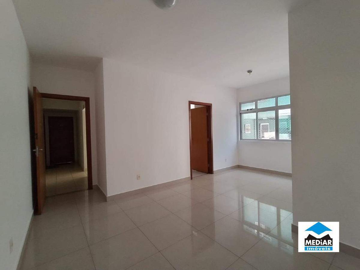Apartamento, Sagrada Família, 3 Quartos, 2 Vagas, 1 Suíte