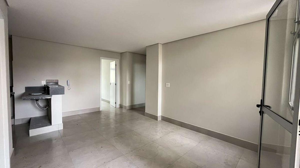 Apartamento, Centro, 2 Quartos, 0 Vaga, 1 Suíte