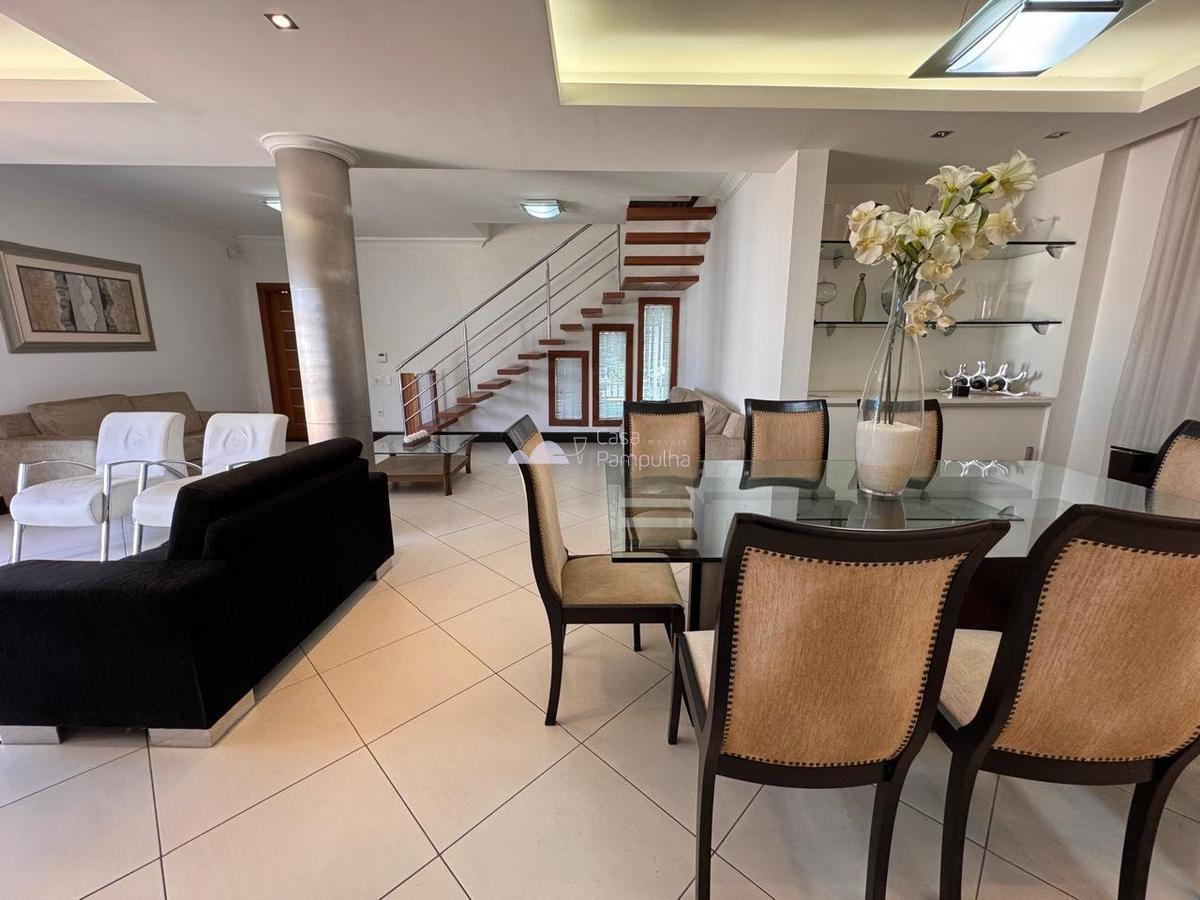 Casa, Itapoã, 4 Quartos, 8 Vagas, 3 Suítes