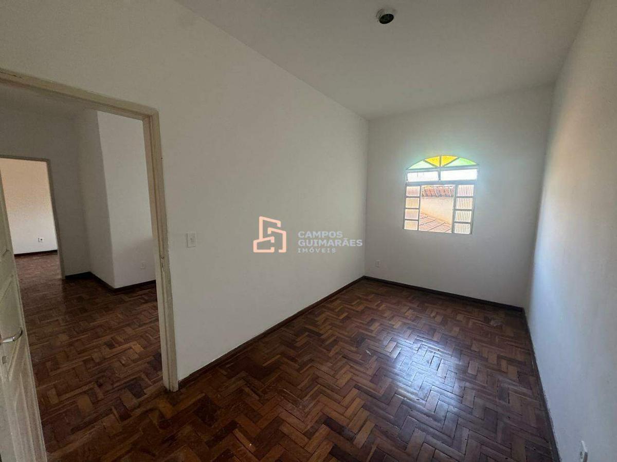 Casa, Tirol, 3 Quartos, 1 Vaga, 1 Suíte