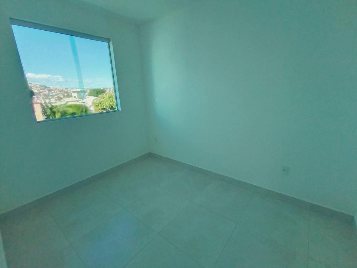 Apartamento, Candelária, 2 Quartos, 1 Vaga