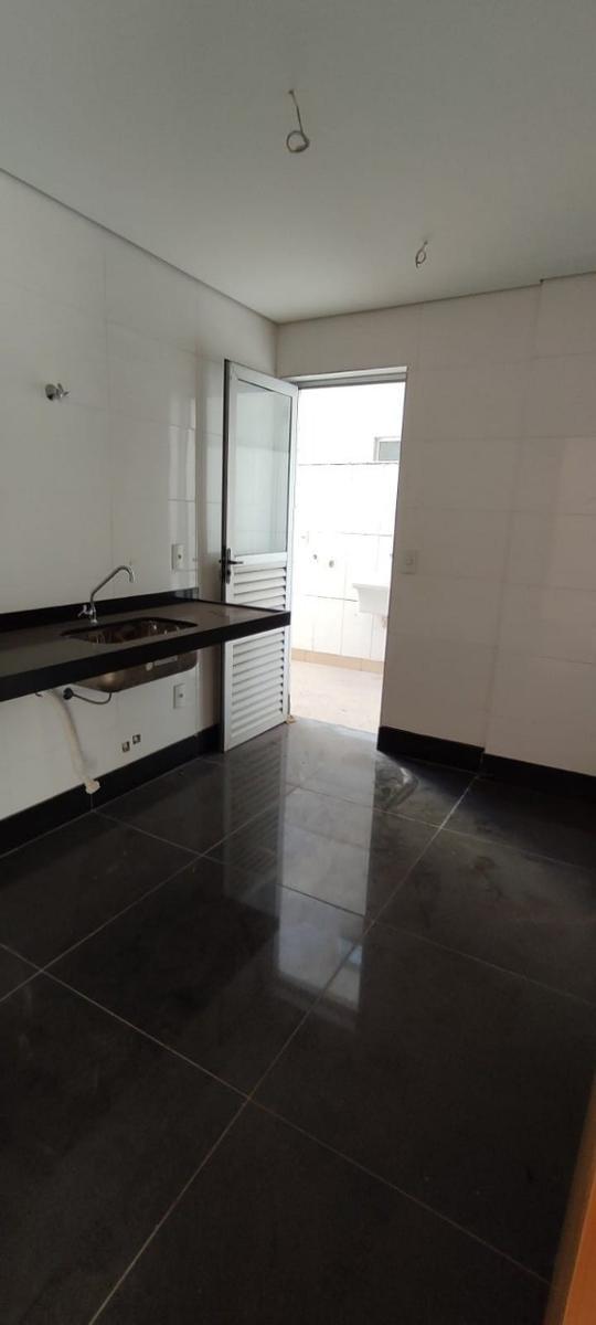 Apartamento, Serrano, 3 Quartos, 2 Vagas, 1 Suíte