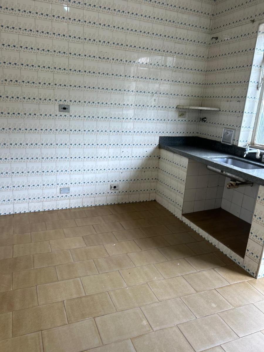 Casa, Centro, 3 Quartos, 0 Vaga, 1 Suíte