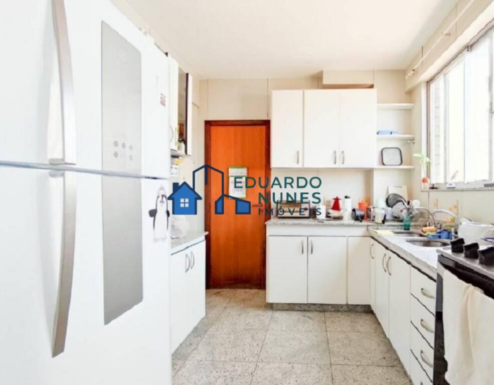 Apartamento, Cruzeiro, 4 Quartos, 3 Vagas, 1 Suíte
