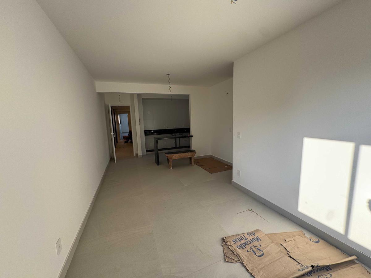Apartamento, Serra, 2 Quartos, 2 Vagas, 1 Suíte