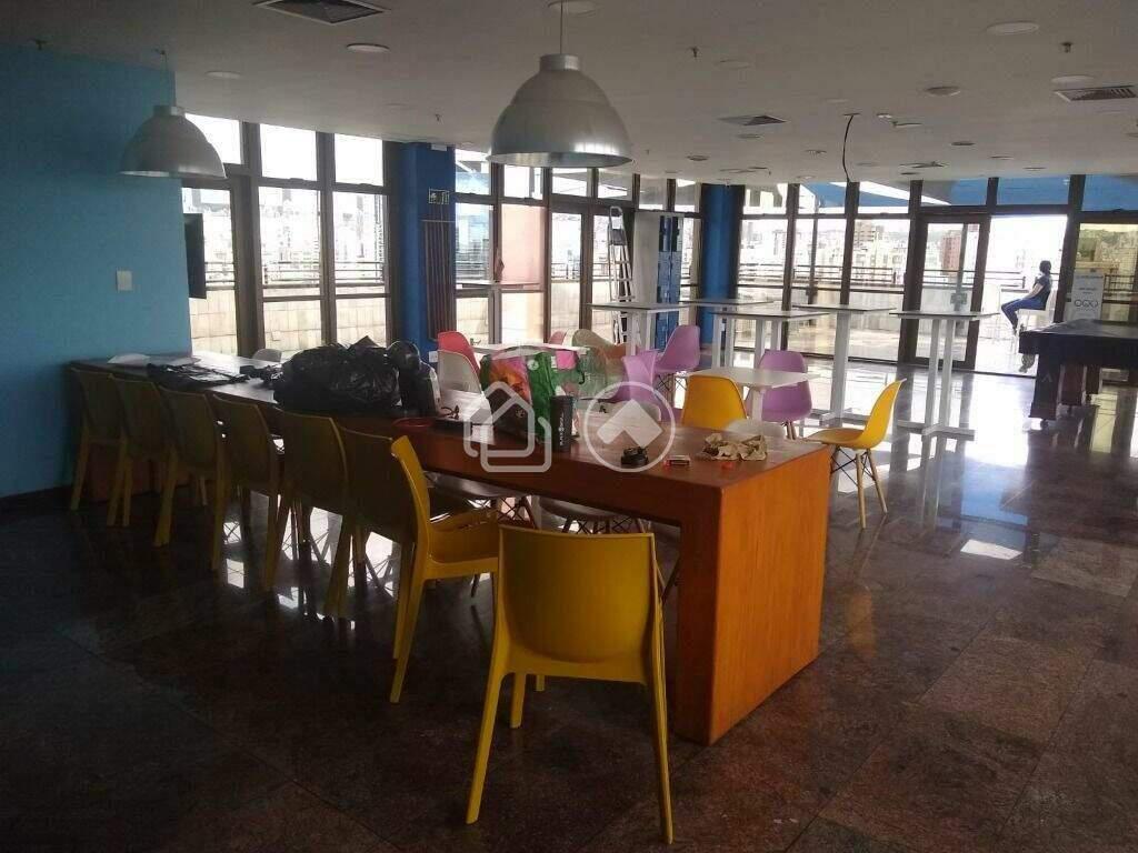 Sala, Santa Efigênia