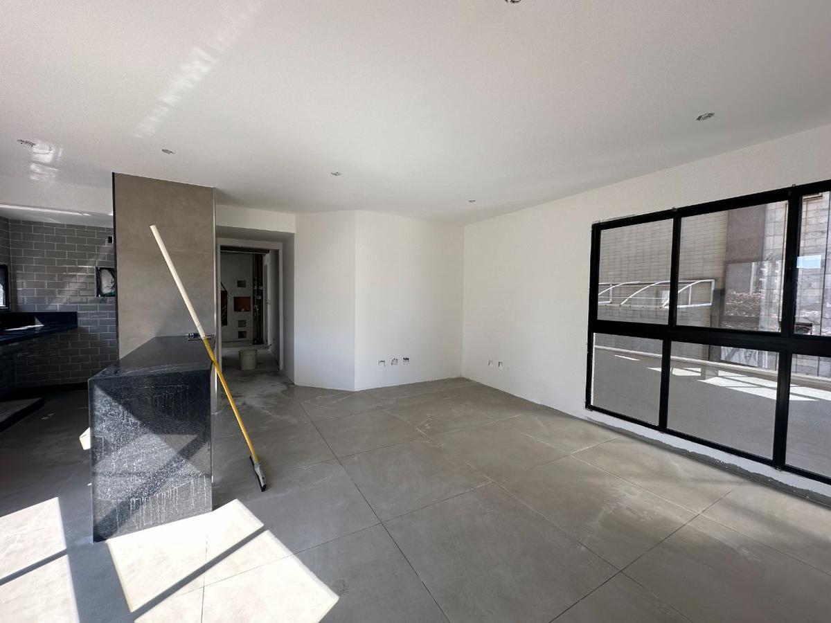 Apartamento, São Pedro, 2 Quartos, 2 Vagas, 1 Suíte