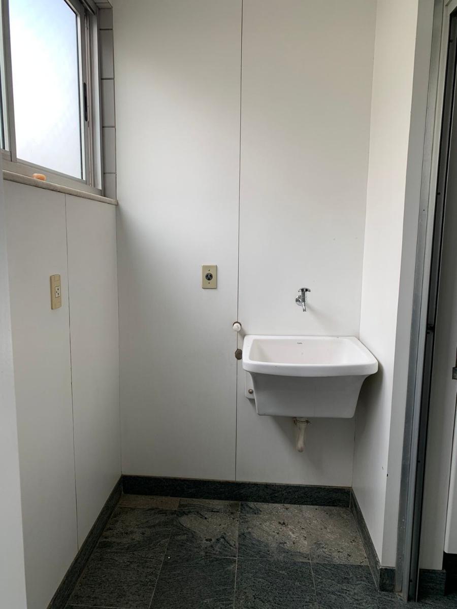 Apartamento, Funcionários, 2 Quartos, 1 Vaga, 1 Suíte