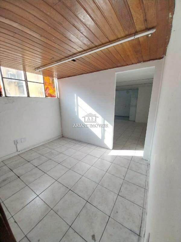 Andar, Centro, 0 Quarto, 0 Vaga
