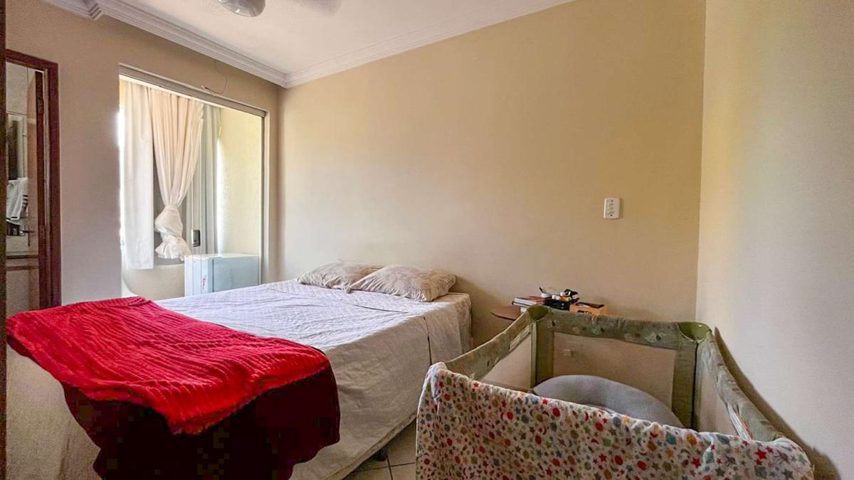 Casa, Camargos, 2 Quartos, 2 Vagas, 1 Suíte