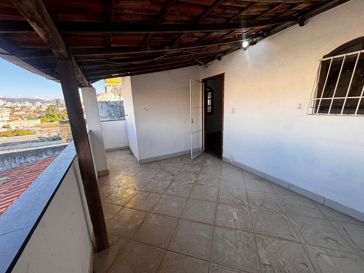 Casa, Santa Cruz, 5 Quartos, 0 Vaga