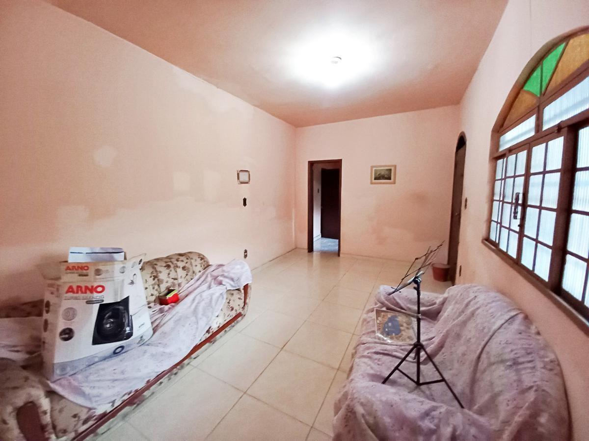 Casa, Caiçaras, 5 Quartos, 2 Vagas, 2 Suítes