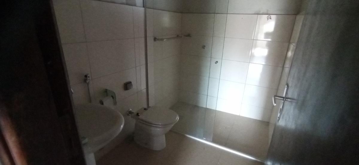 Casa, Centro, 3 Quartos, 3 Vagas, 1 Suíte