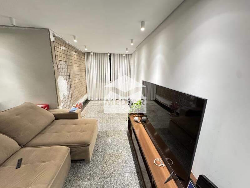 Apartamento, Castelo, 3 Quartos, 1 Vaga, 1 Suíte