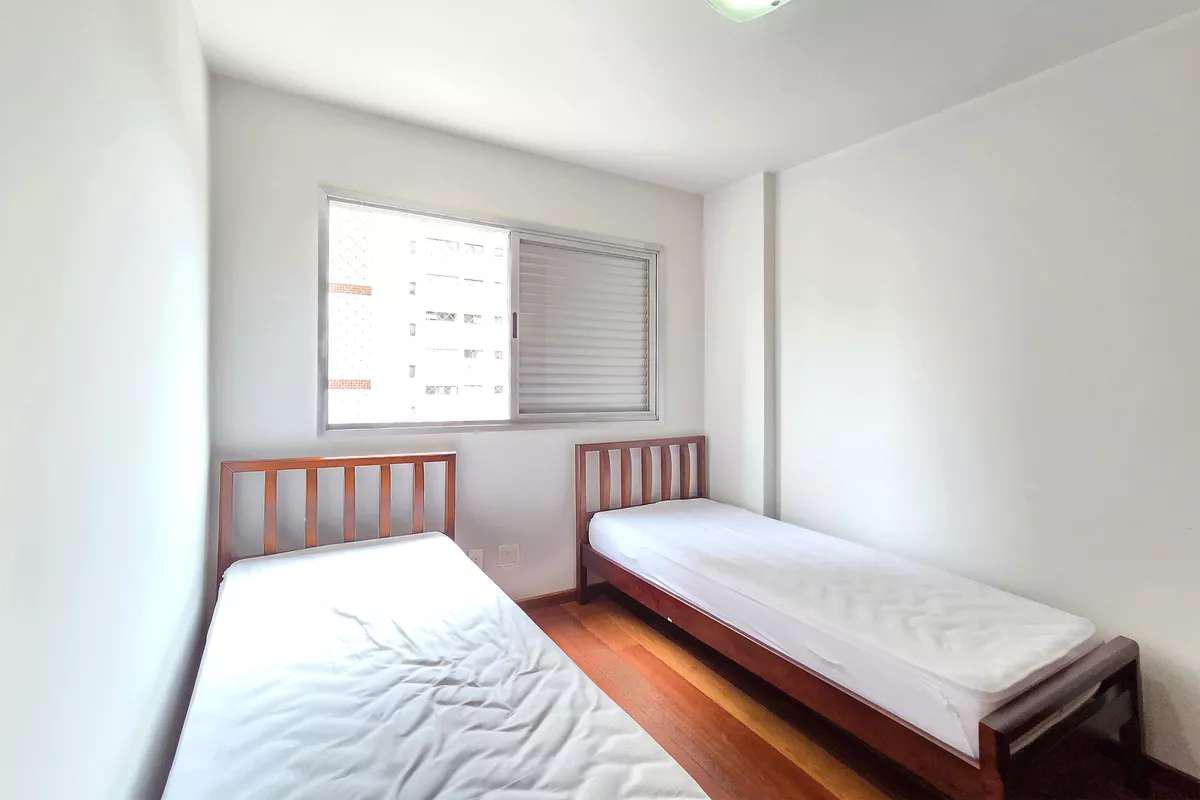 Apartamento, Luxemburgo, 4 Quartos, 3 Vagas, 1 Suíte