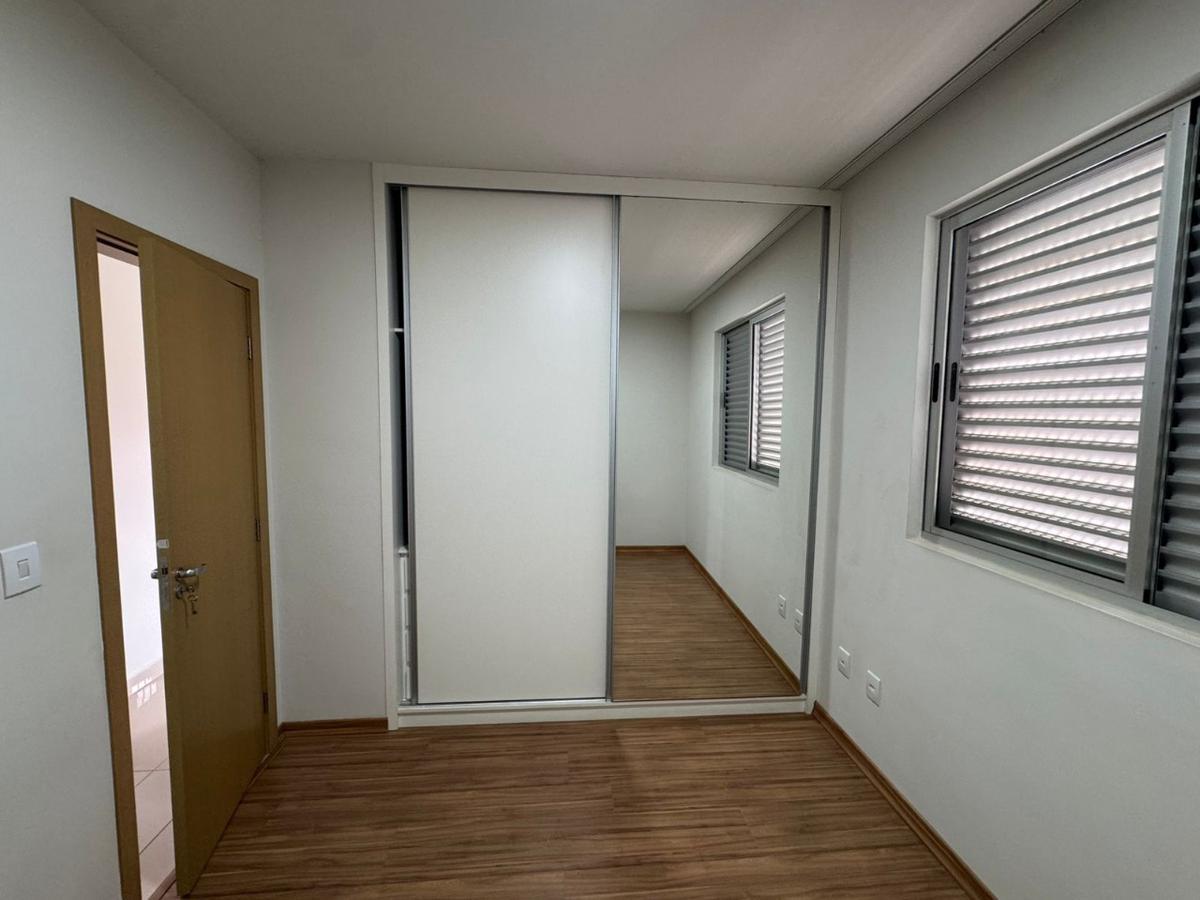 Apartamento, Colégio Batista, 2 Quartos, 2 Vagas, 1 Suíte