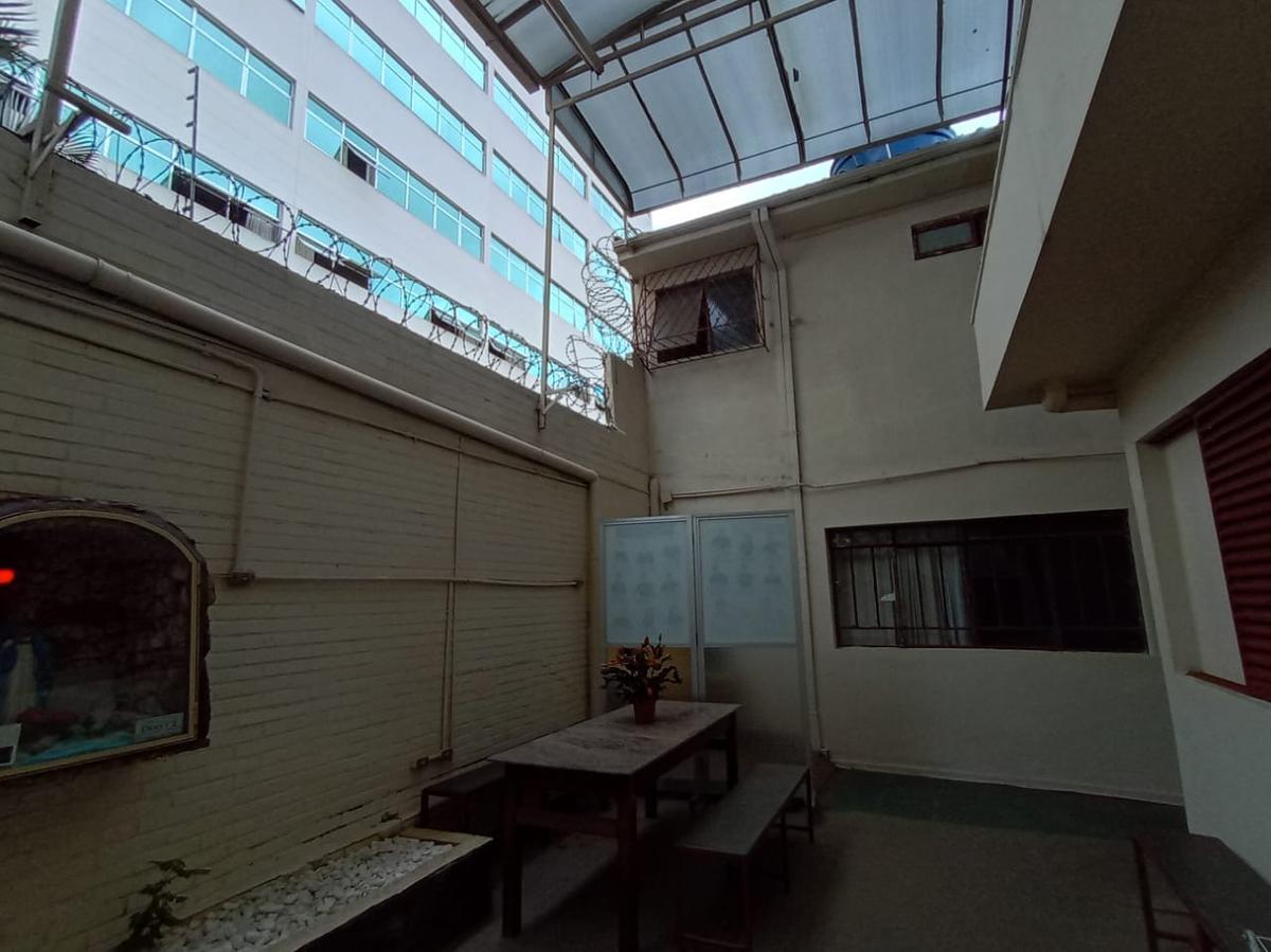 Casa Comercial, Liberdade, 0 Quarto, 0 Vaga