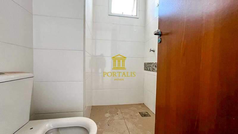 Cobertura, Serra, 2 Quartos, 3 Vagas, 1 Suíte