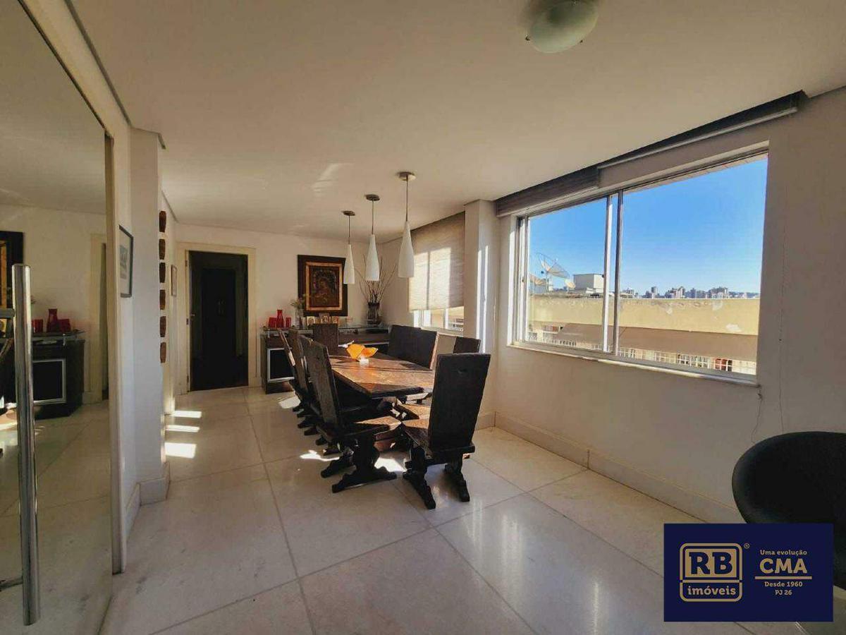 Apartamento, Funcionários, 4 Quartos, 2 Vagas, 1 Suíte