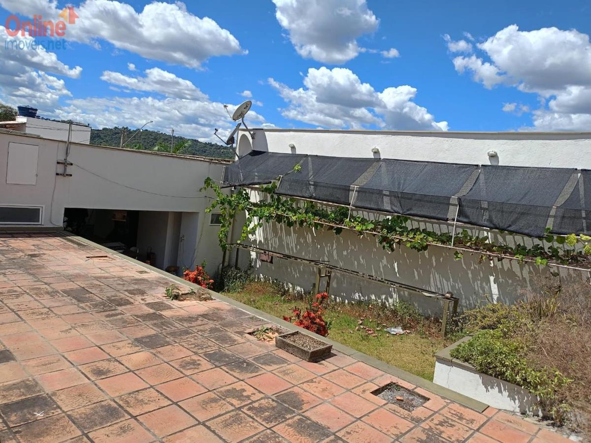 Casa, Dom Pedro I, 1 Quarto, 0 Vaga, 0 Suíte