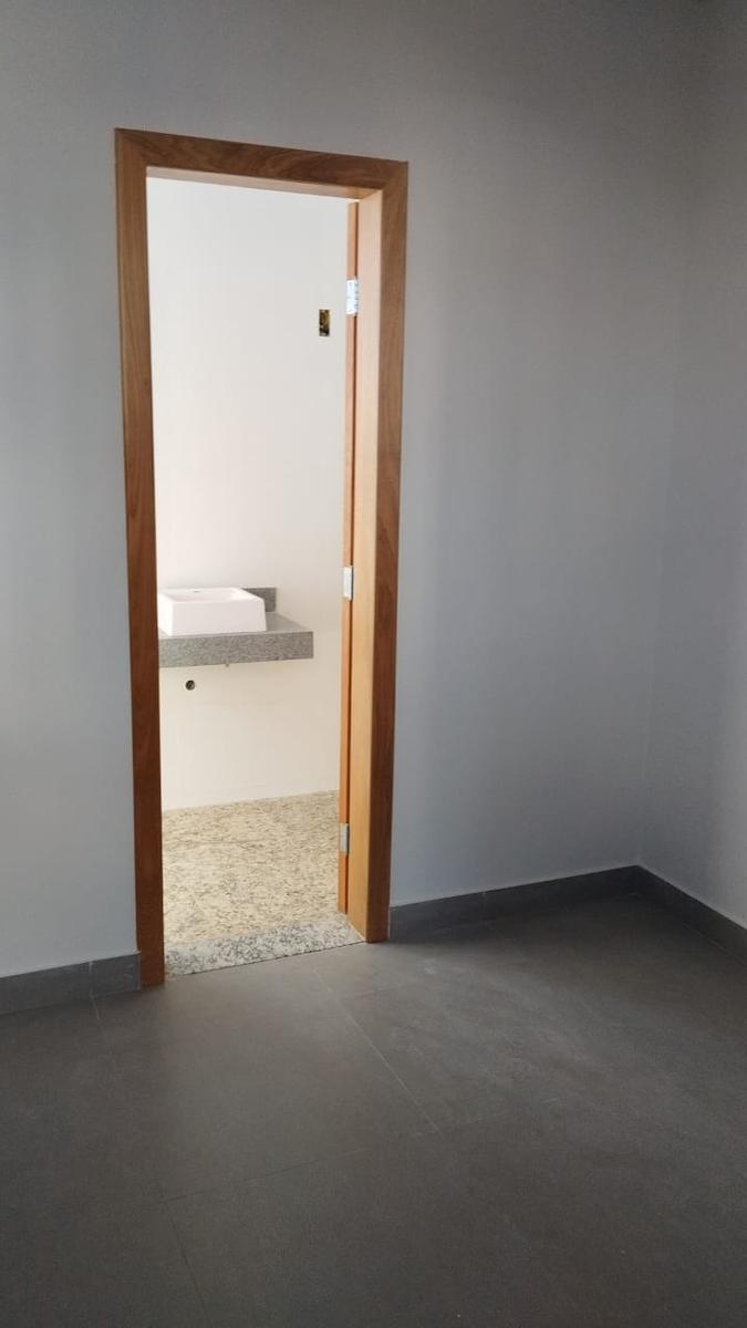 Cobertura, União, 4 Quartos, 2 Vagas, 2 Suítes