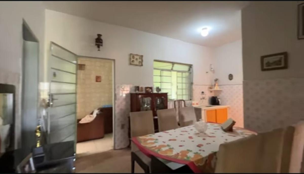Casa, Alto Caiçaras, 3 Quartos, 4 Vagas, 1 Suíte