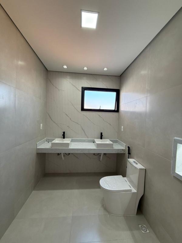 Casa, Lundcea, 3 Quartos, 2 Vagas, 1 Suíte