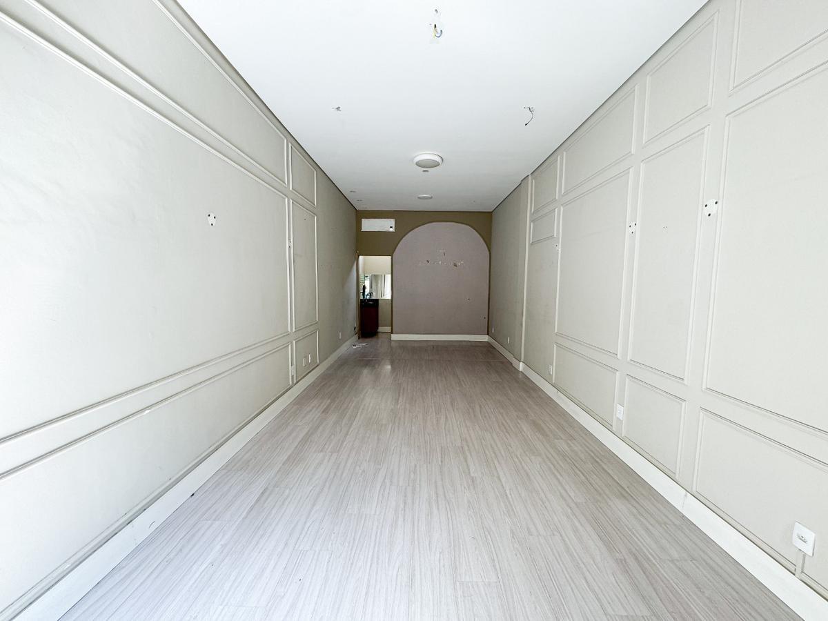 Andar, Castelo, 0 Quarto, 0 Vaga