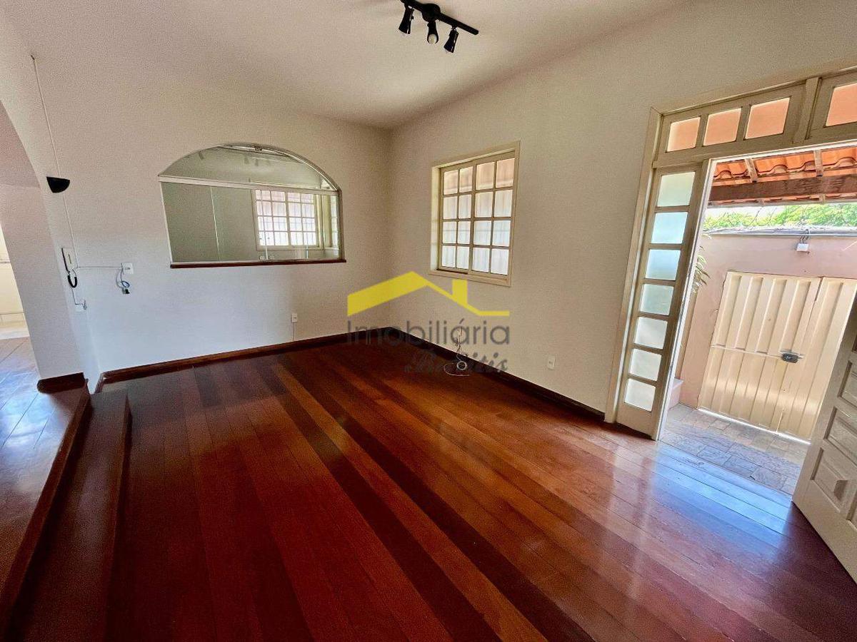 Casa, Havaí, 5 Quartos, 20 Vagas, 1 Suíte