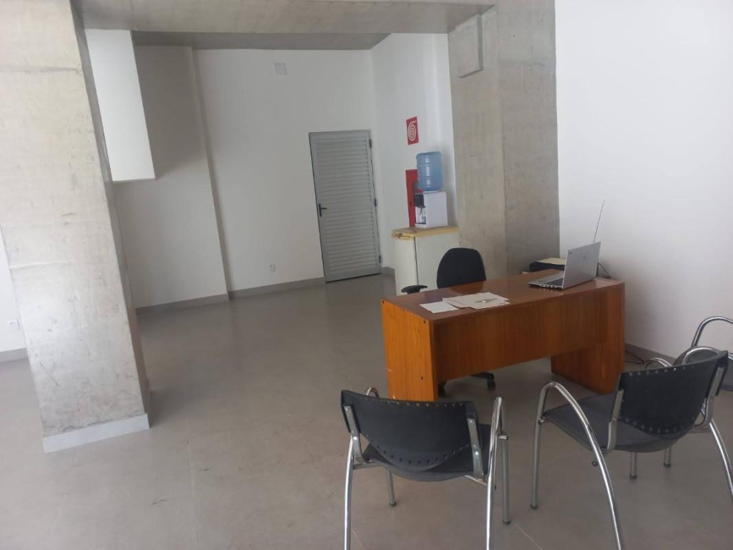 Andar, Centro, 0 Quarto, 0 Vaga