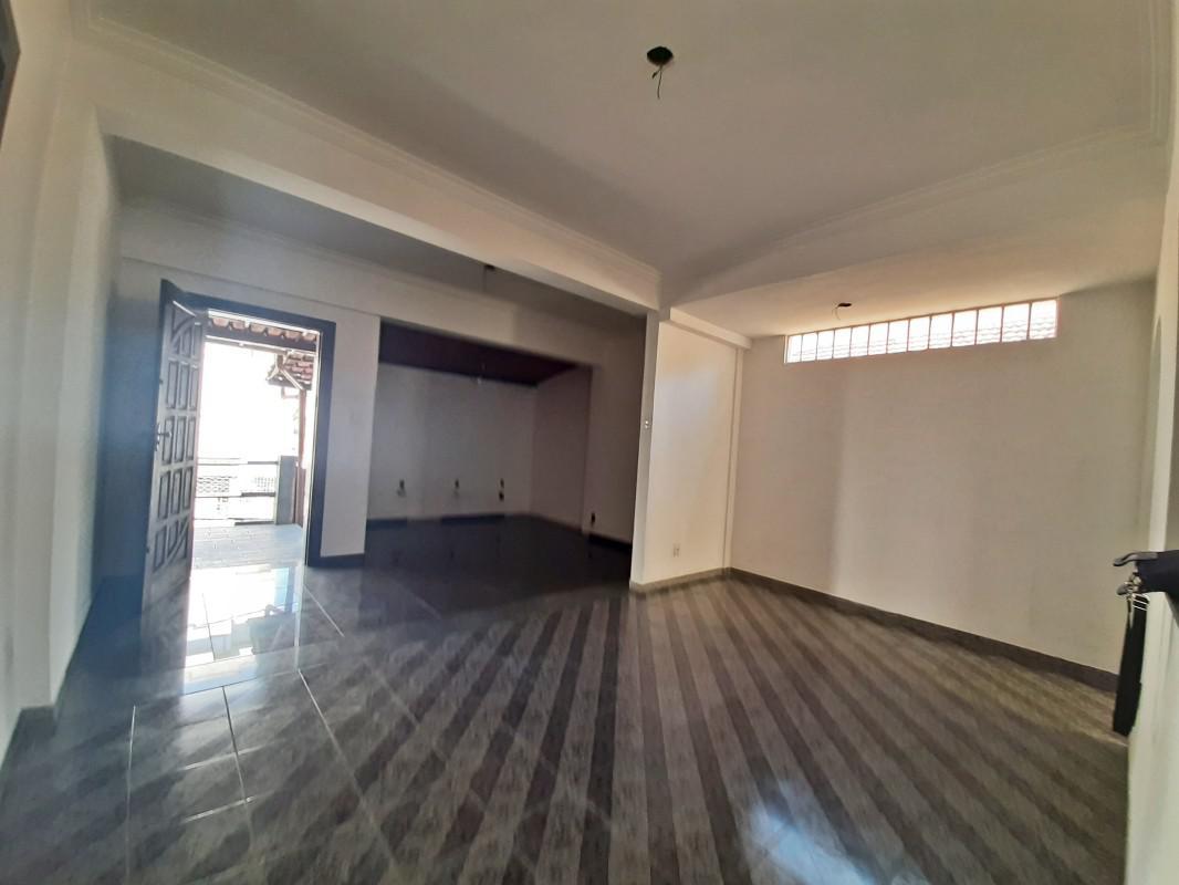 Casa, Alto Barroca, 3 Quartos, 2 Vagas, 1 Suíte