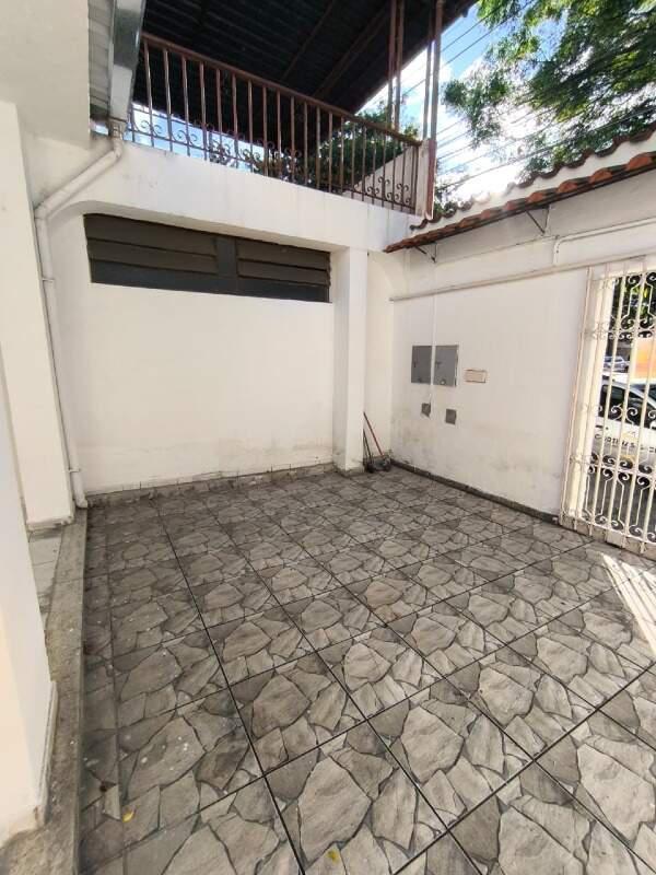 Casa Comercial, Planalto, 0 Quarto, 1 Vaga