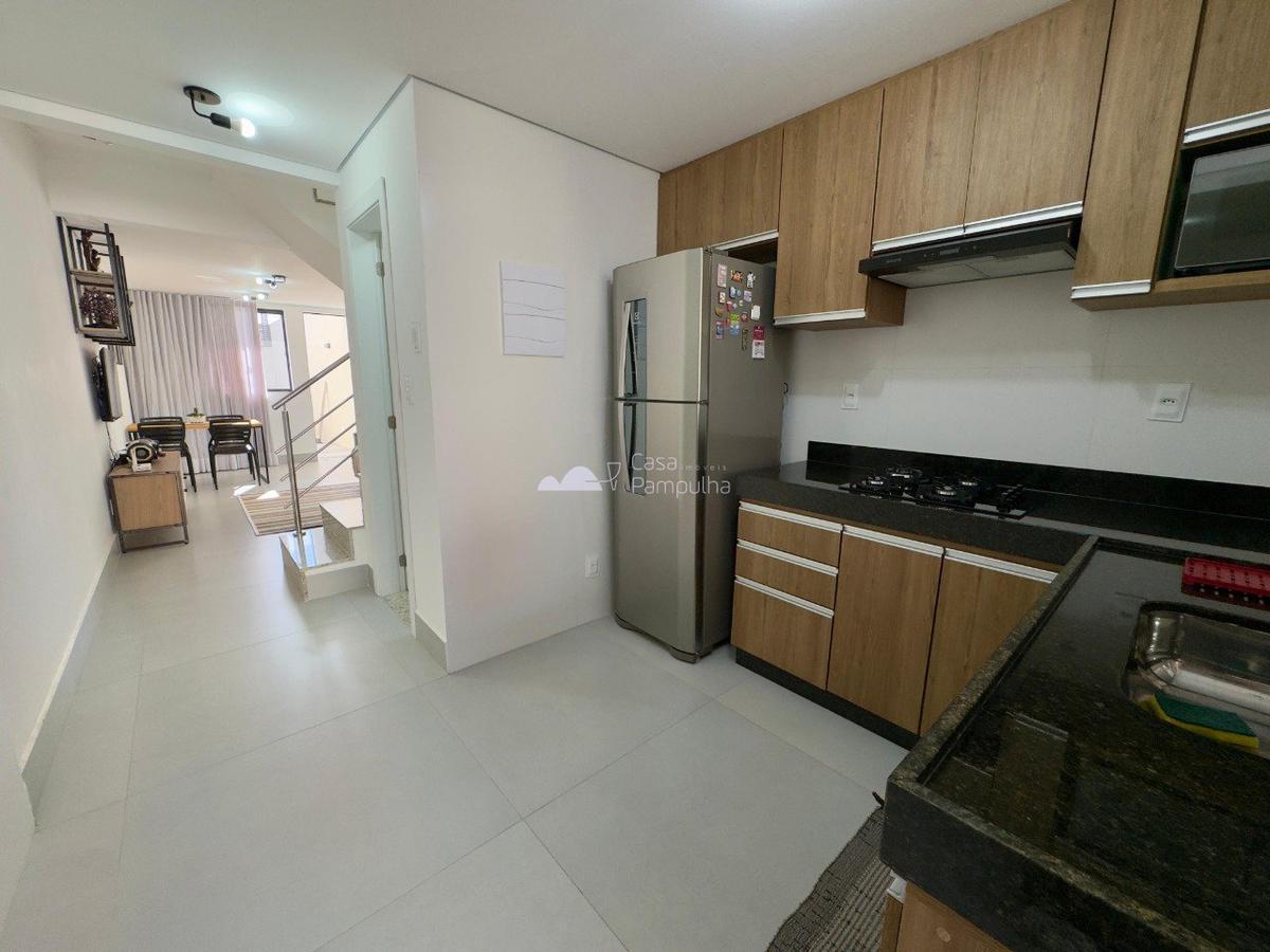 Casa, Santa Mônica, 2 Quartos, 2 Vagas, 2 Suítes