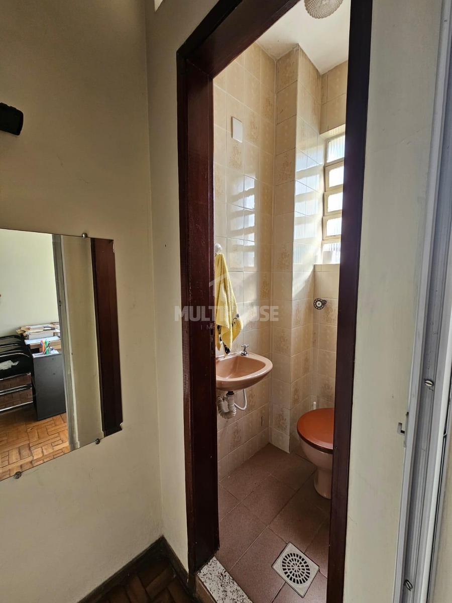 Sala, Barro Preto, 0 Quarto, 0 Vaga