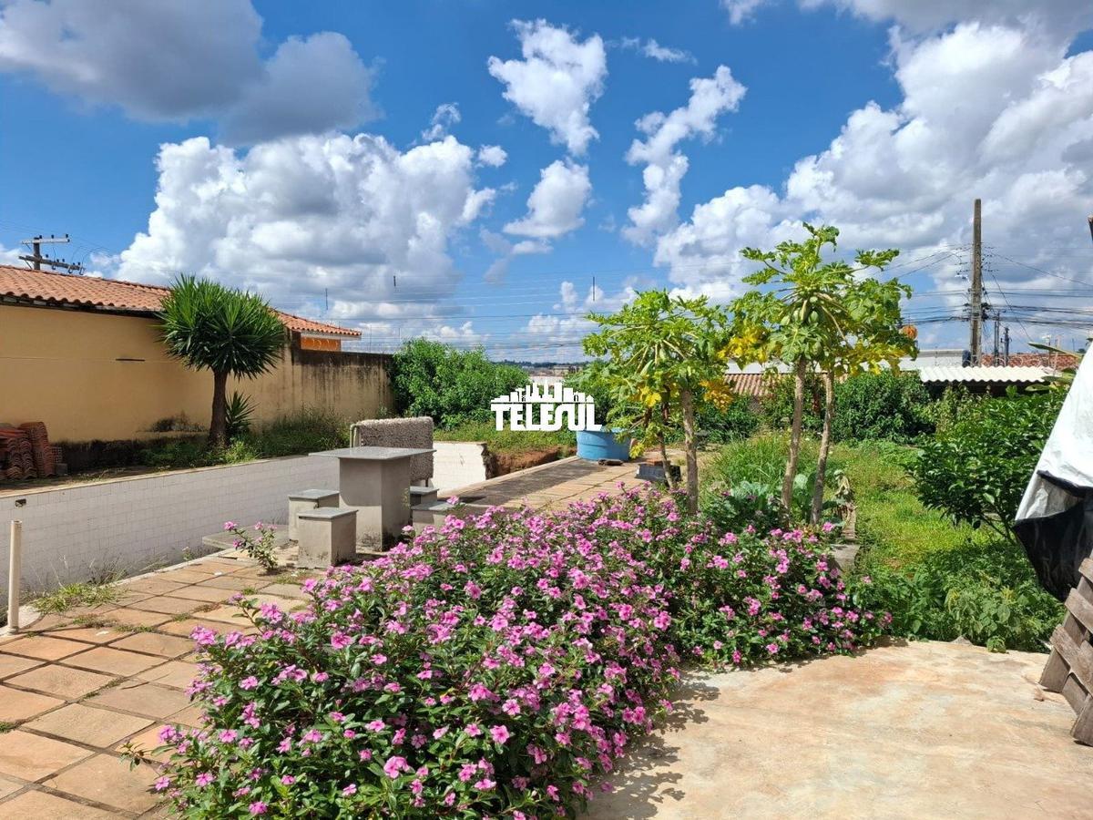 Casa, Jardim Sion, 4 Quartos, 5 Vagas, 2 Suítes