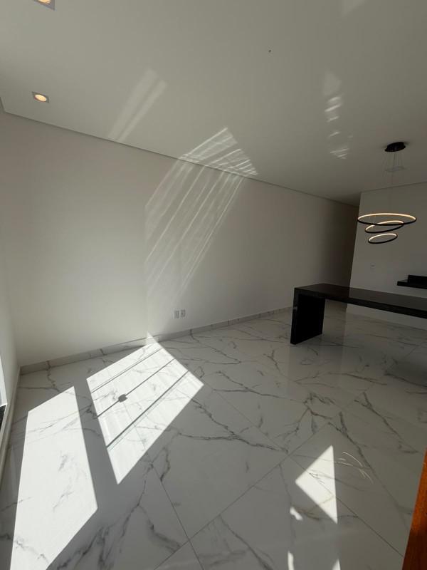 Casa, Novo Centro, 3 Quartos, 2 Vagas, 1 Suíte