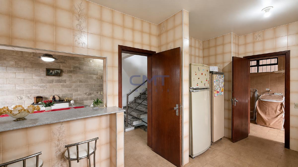 Casa, Sagrada Família, 5 Quartos, 3 Vagas, 2 Suítes