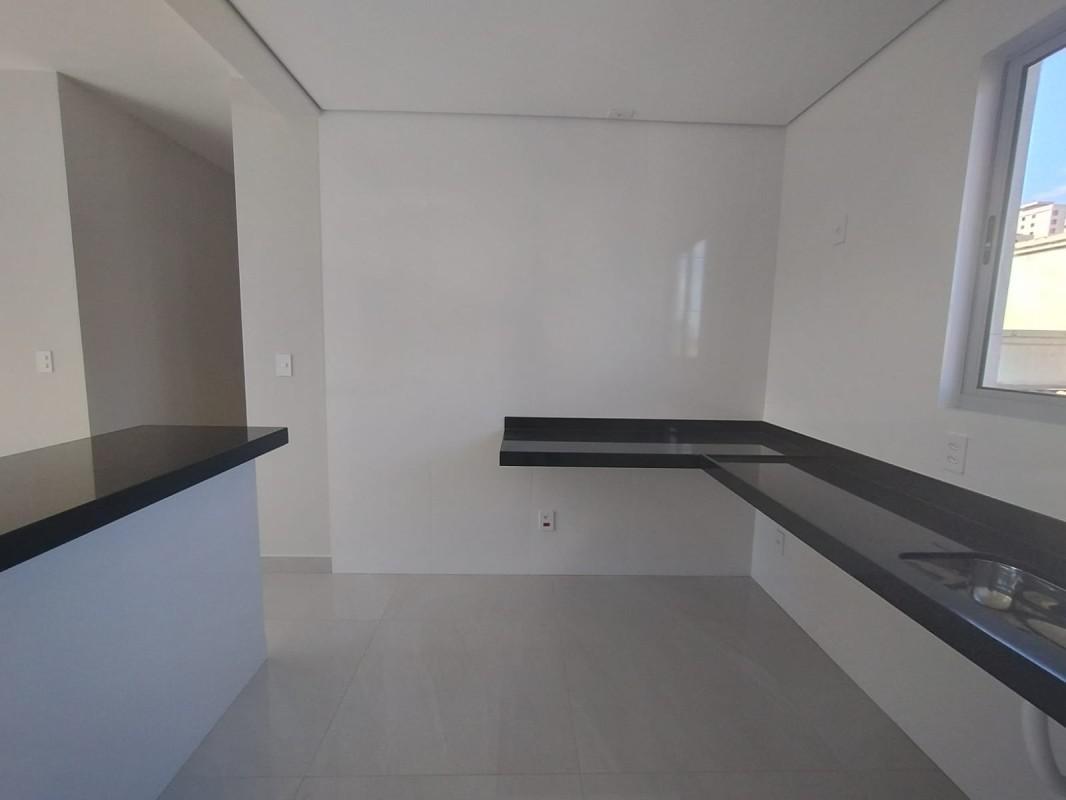 Cobertura, Barreiro, 3 Quartos, 2 Vagas, 1 Suíte
