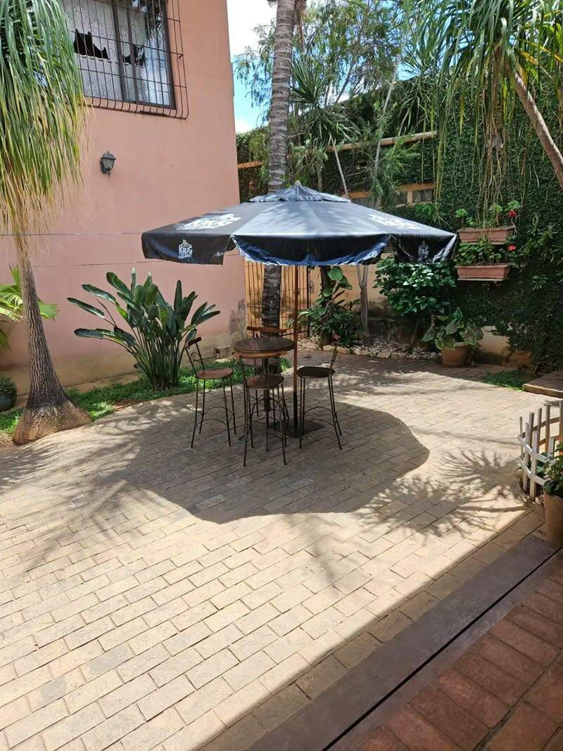 Casa, Nova Suíssa, 3 Quartos, 2 Vagas, 1 Suíte